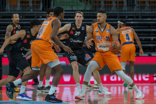 中极为罕见 中极为罕见