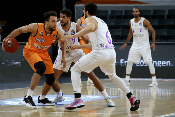 稍有迟钝 稍有迟钝